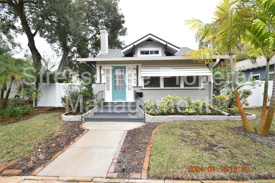 346 14th Ave NE St Pete, FL 33701